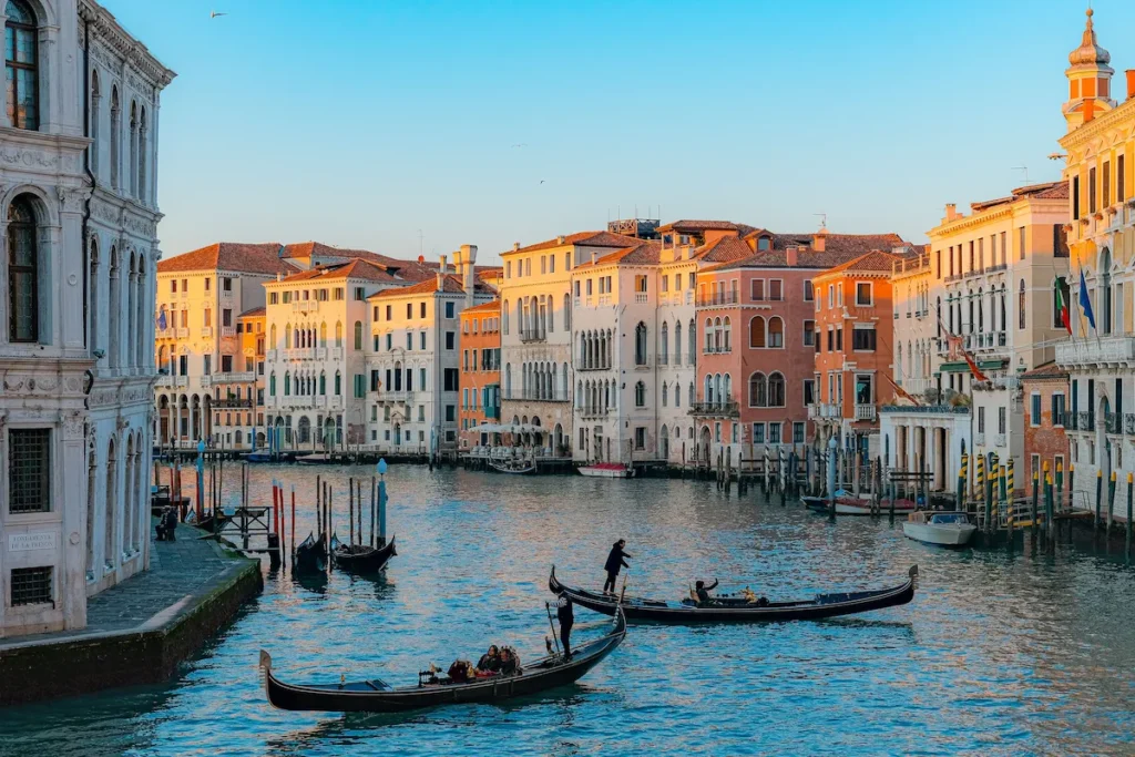 Venise, destination parfaite où partir en Italie en amoureux. 